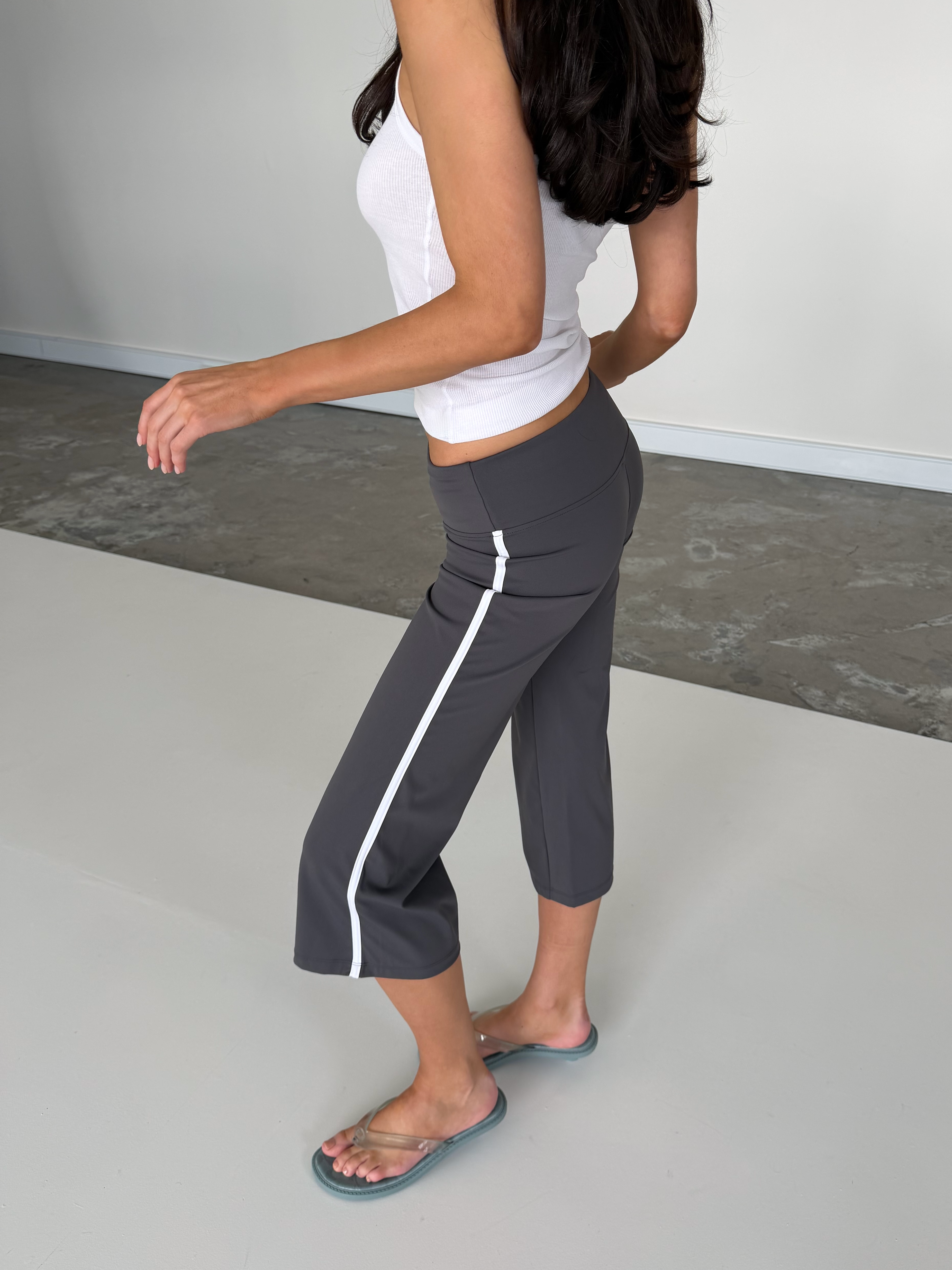 Signature Capri - Slate