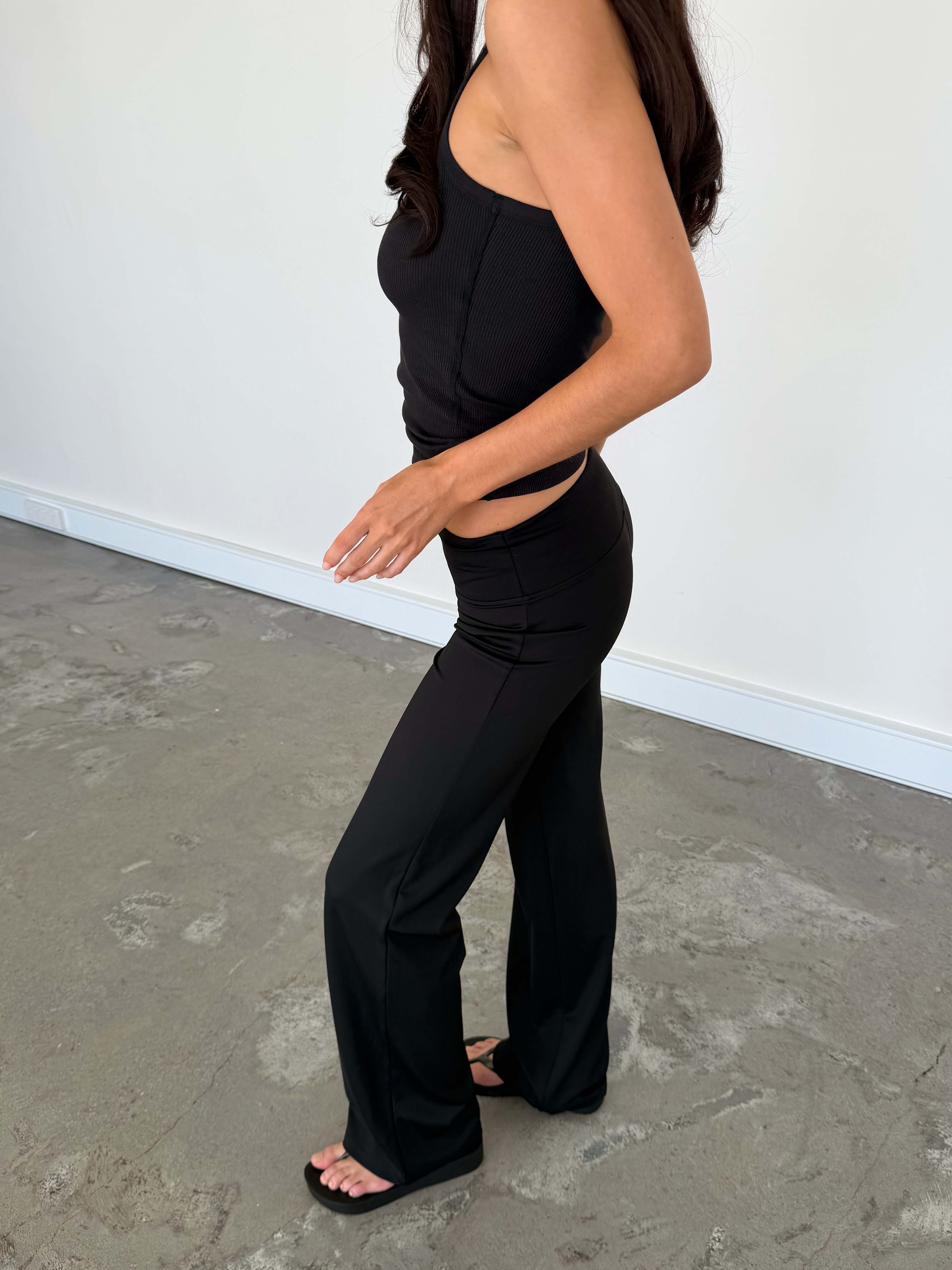 Signature Pant - Plain